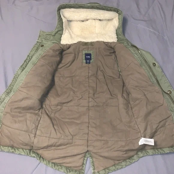Gap Boys Quilted Utility Sherpa jacket 5T - Picture 2 of 4